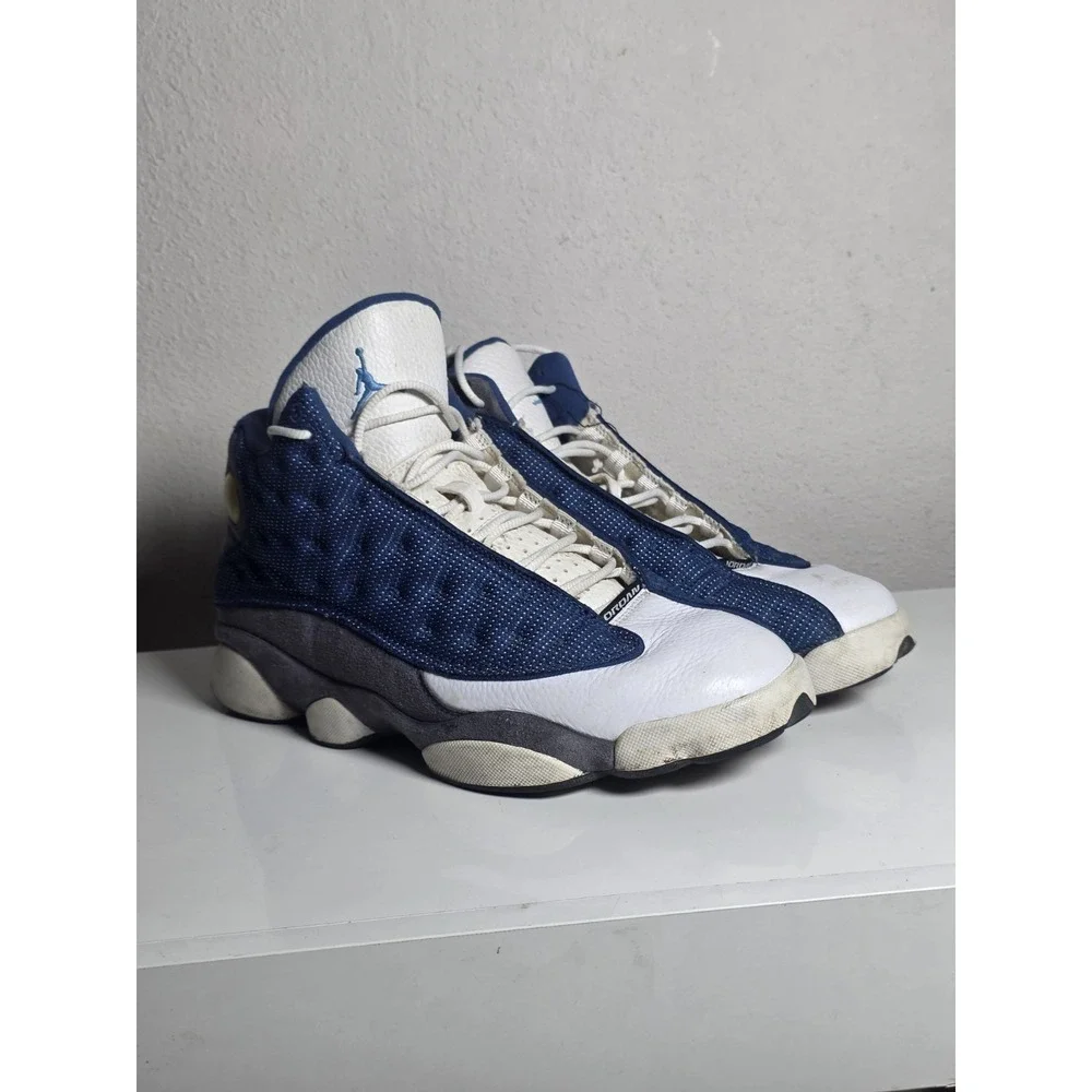 Jordan 13 Retro Mid Flint Size 9.5 Men's Authentic.  Blue And White